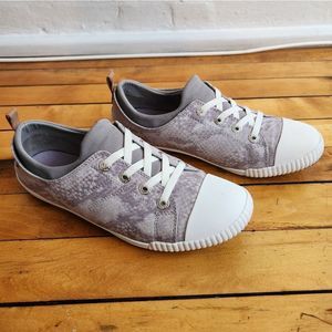 Dr. Scholl's womens sneakers 9 Soft Grey Jam Session Slip-On Comfort shoes